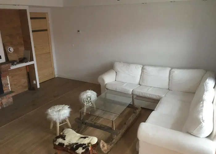 Ekoapartmentszklarska شقة